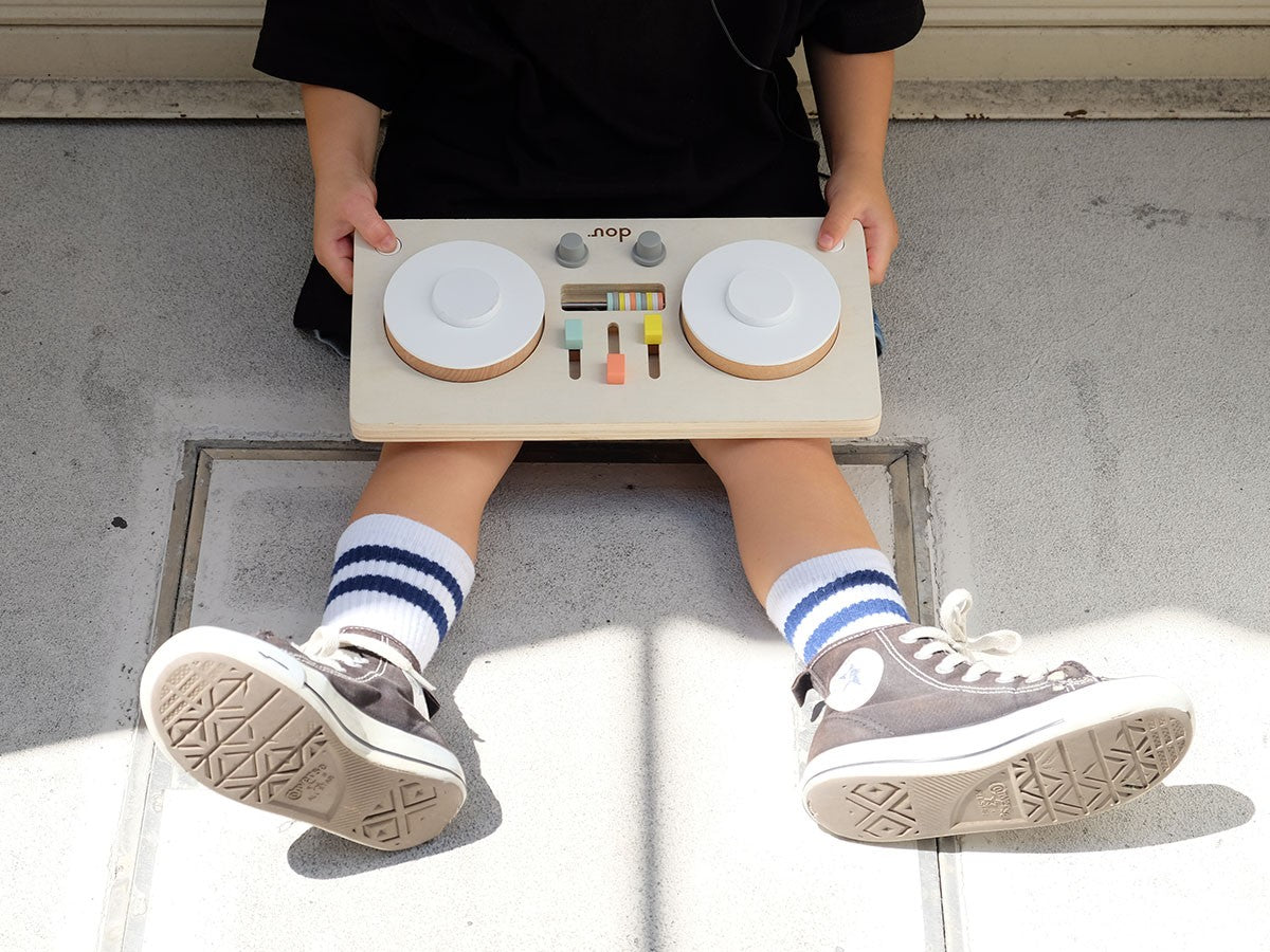 LITTLE DJ