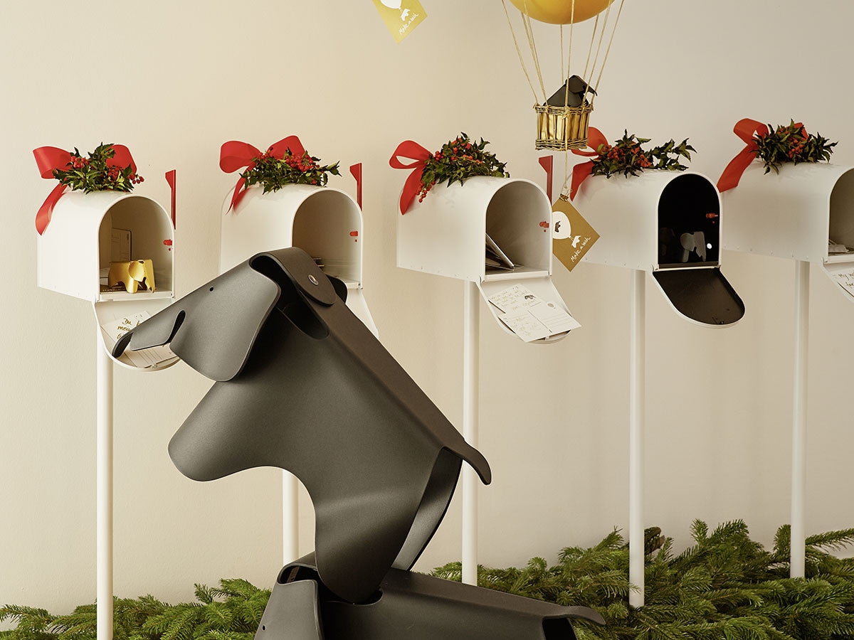 EAMES ELEPHANT SMALL