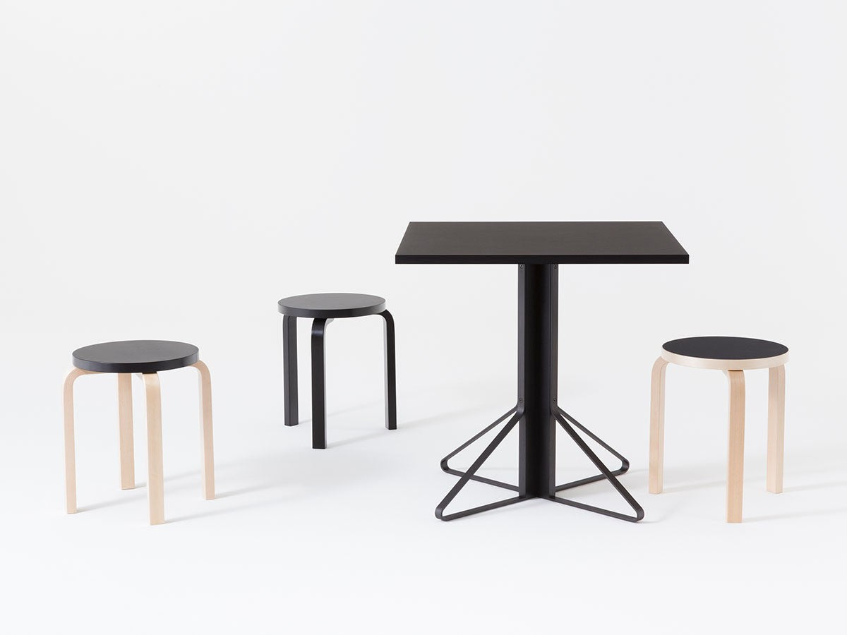STOOL 60_5