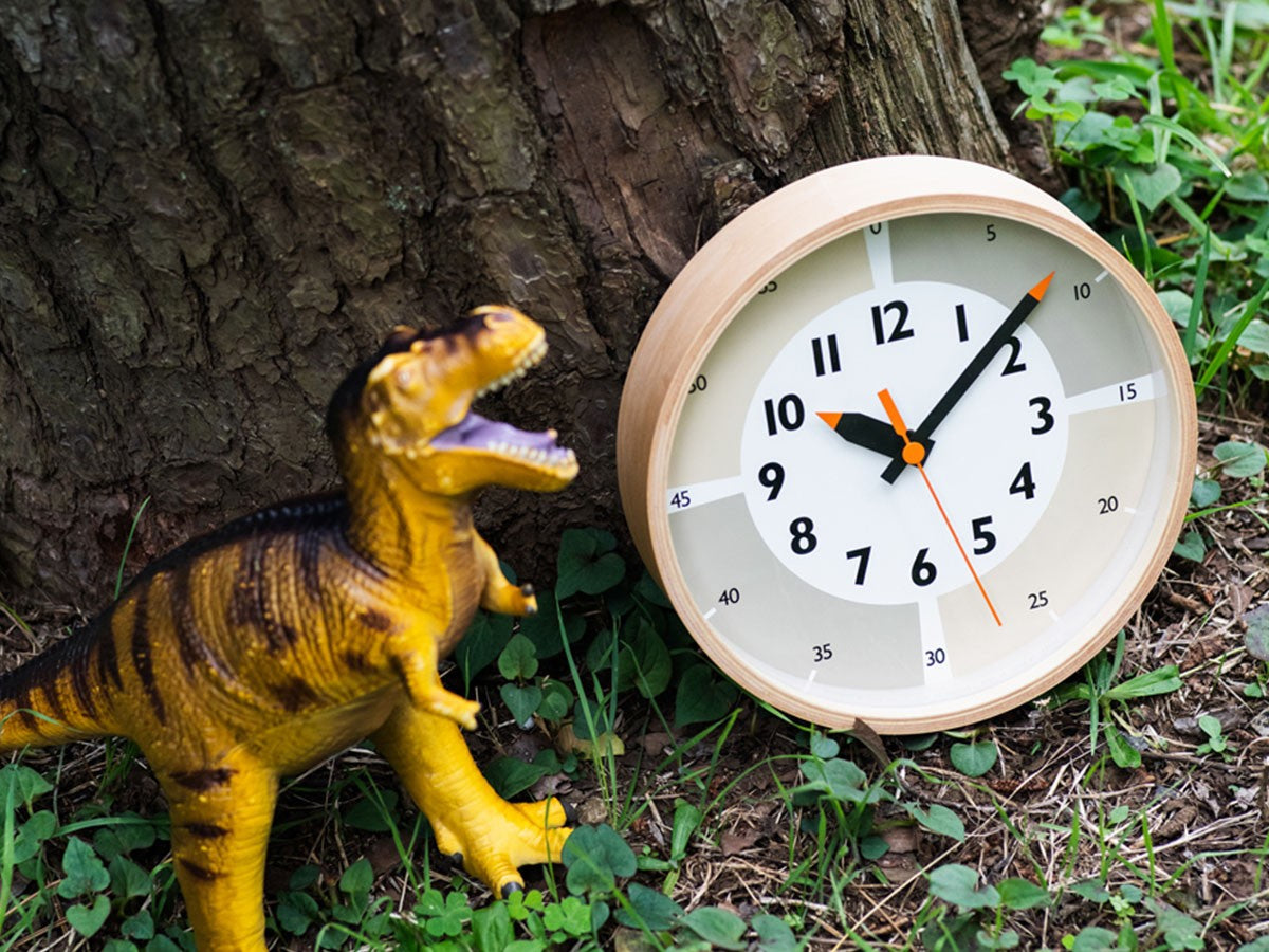 FUN PUN CLOCK WITH COLOR