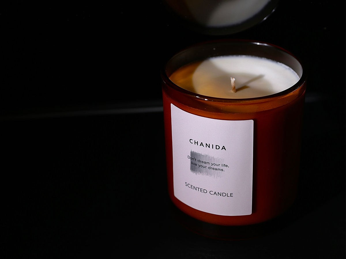 SCENTED CANDLE