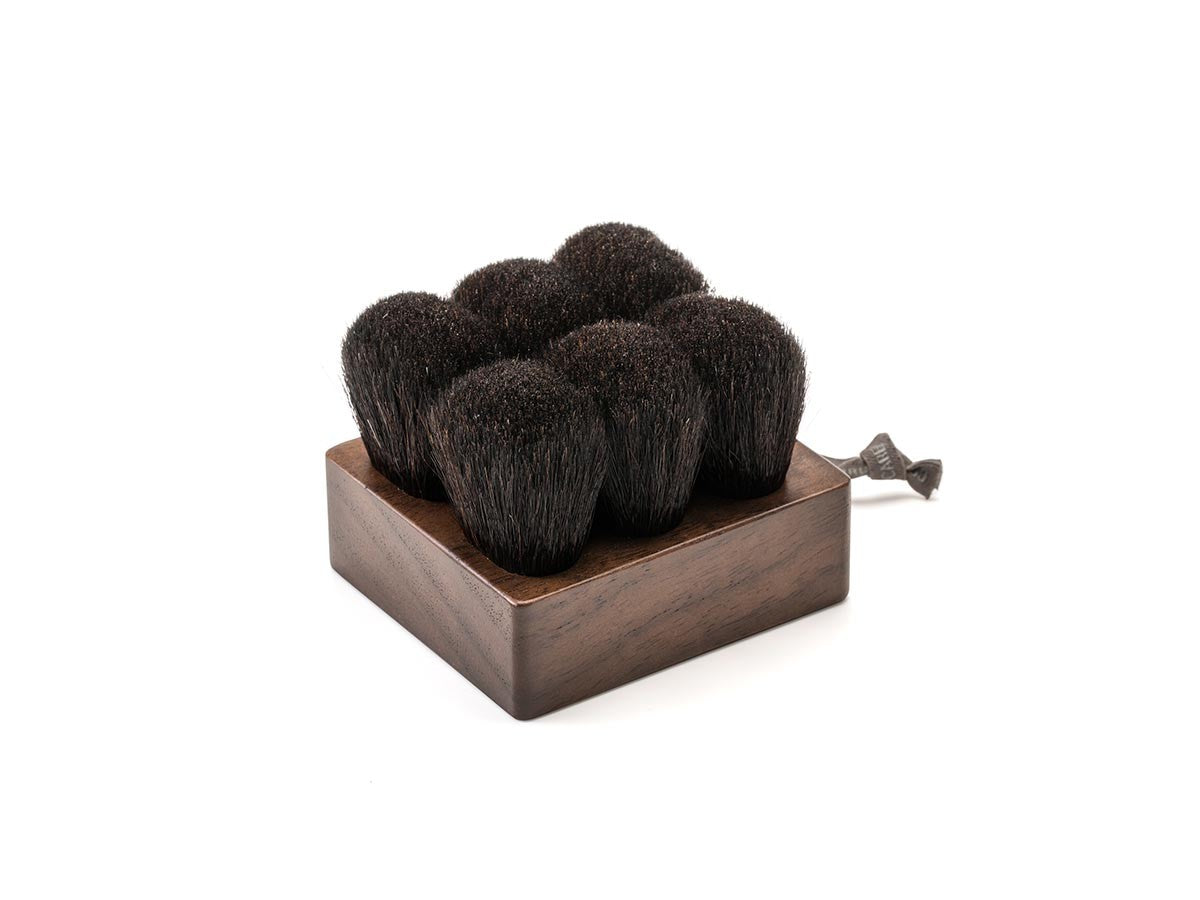 SUVE BODY BRUSH SHORT HARD