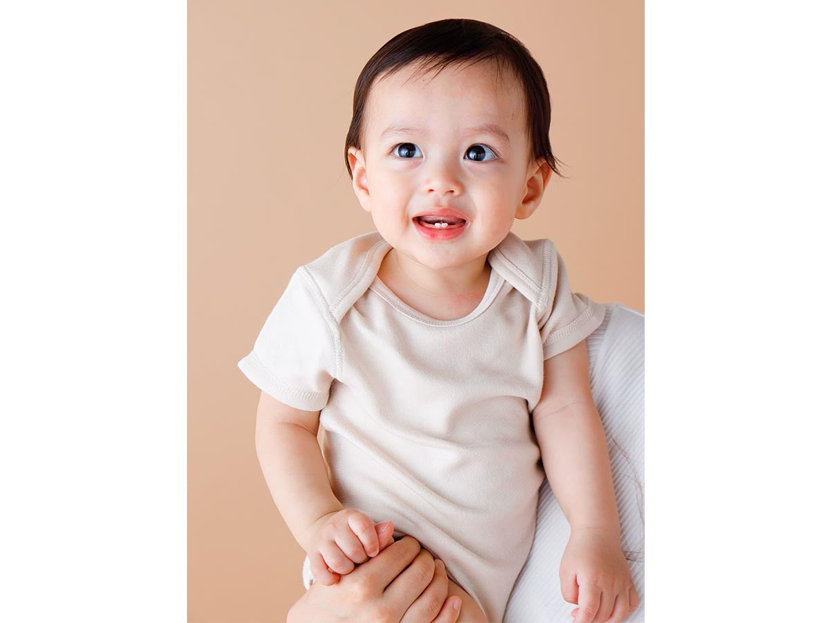 MARSHMALLOW SMOOTH BODYSUIT & BEAR EAR BONNET