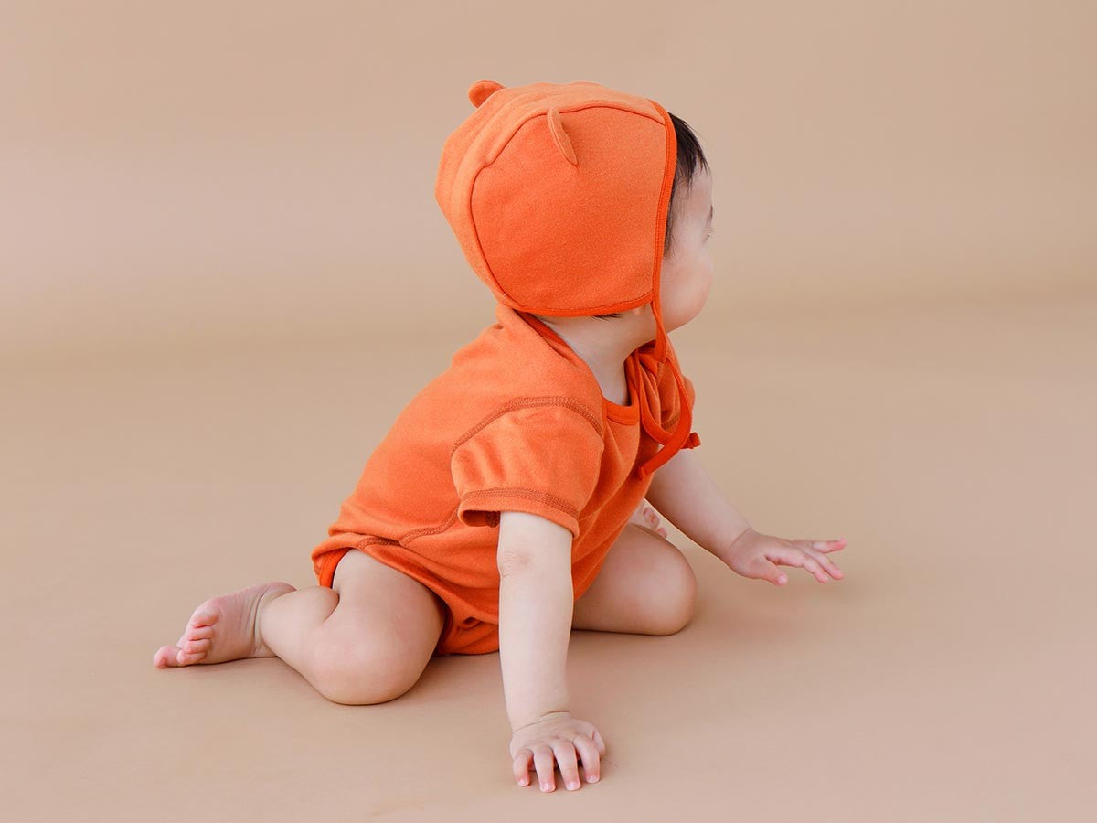 MARSHMALLOW SMOOTH BODYSUIT & BEAR EAR BONNET