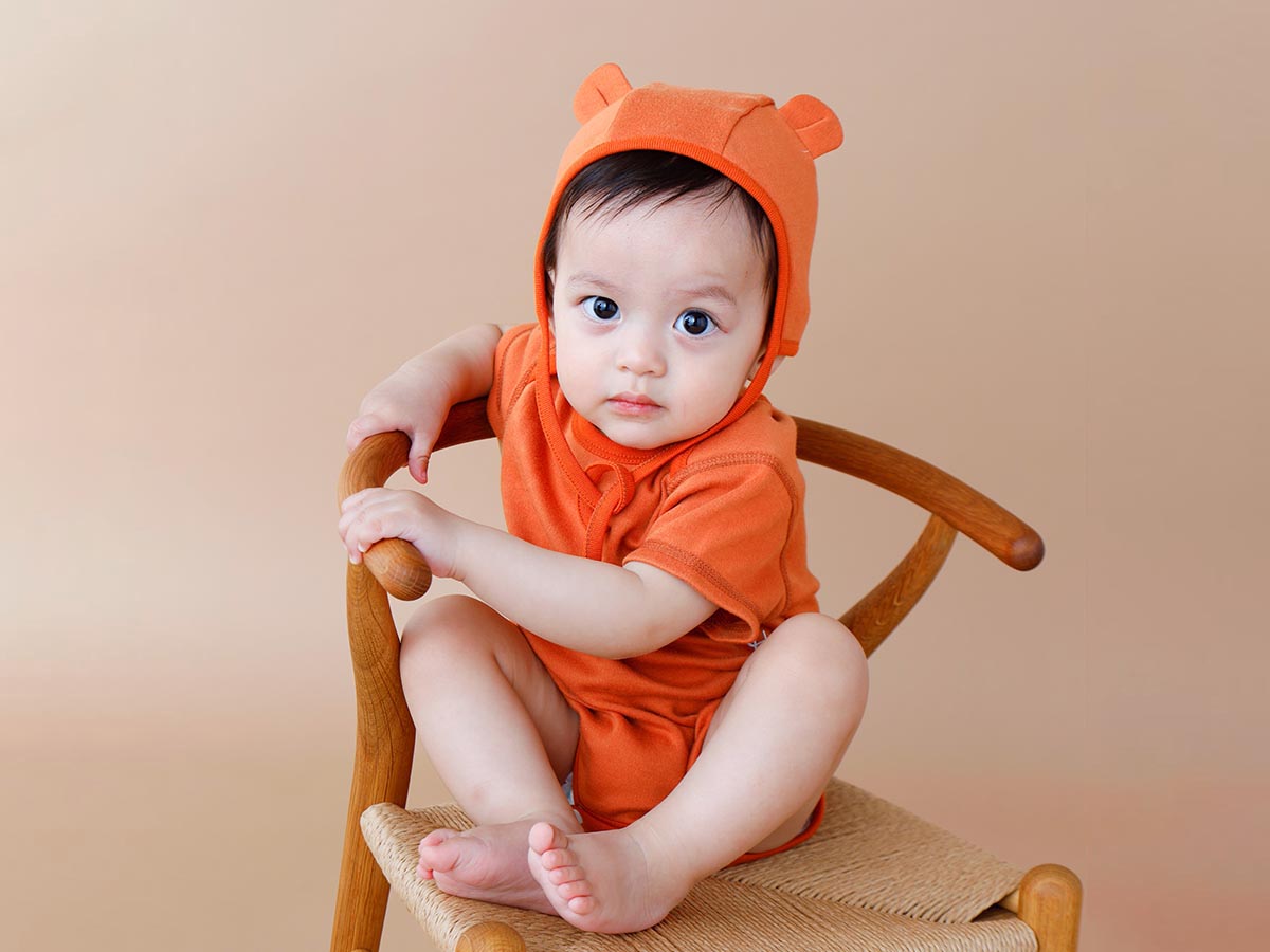 MARSHMALLOW SMOOTH BODYSUIT & BEAR EAR BONNET