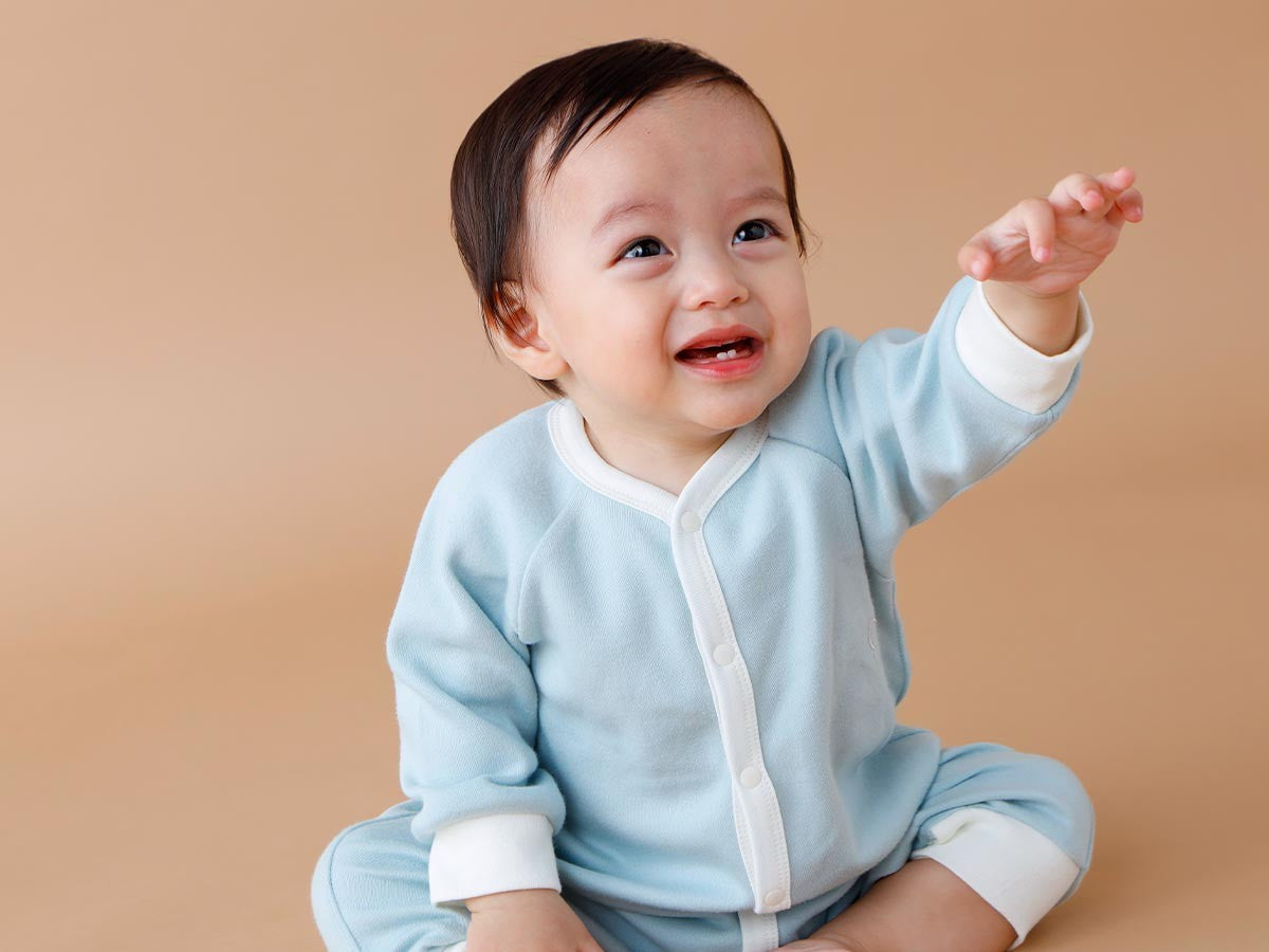 MARSHMALLOW SMOOTH COVERALL & BEAR EAR BONNET
