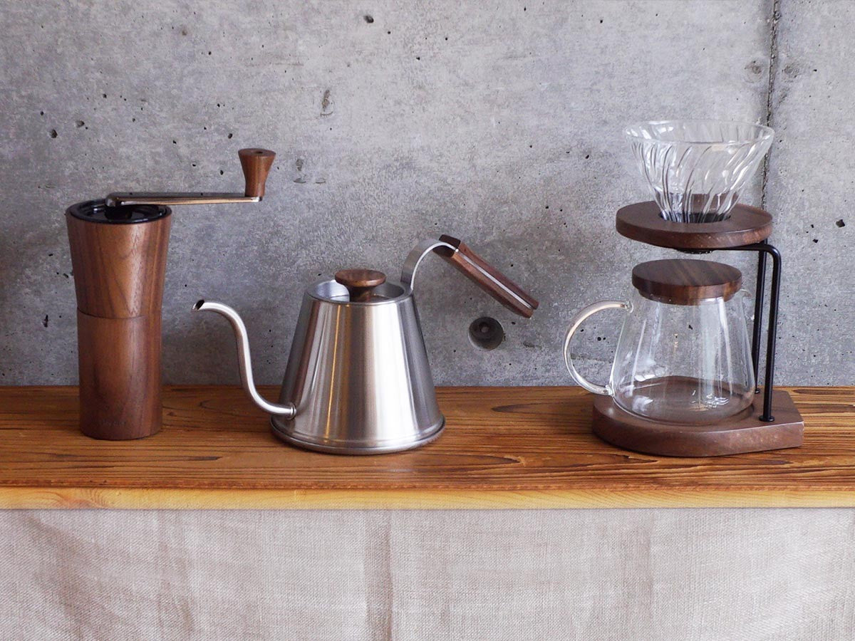 WALNUT WOOD DRIP STAND SET