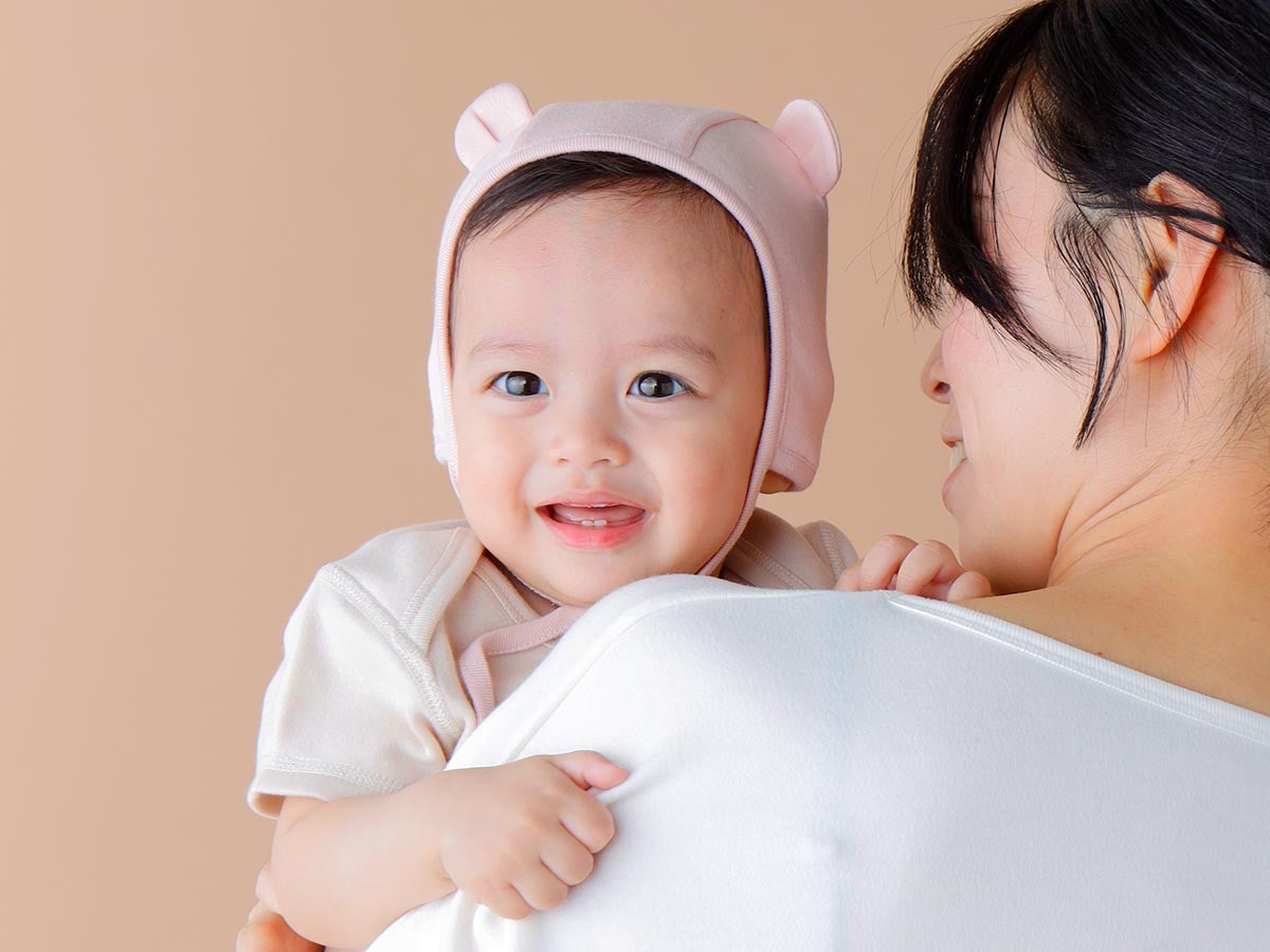 MARSHMALLOW SMOOTH COVERALL & BEAR EAR BONNET
