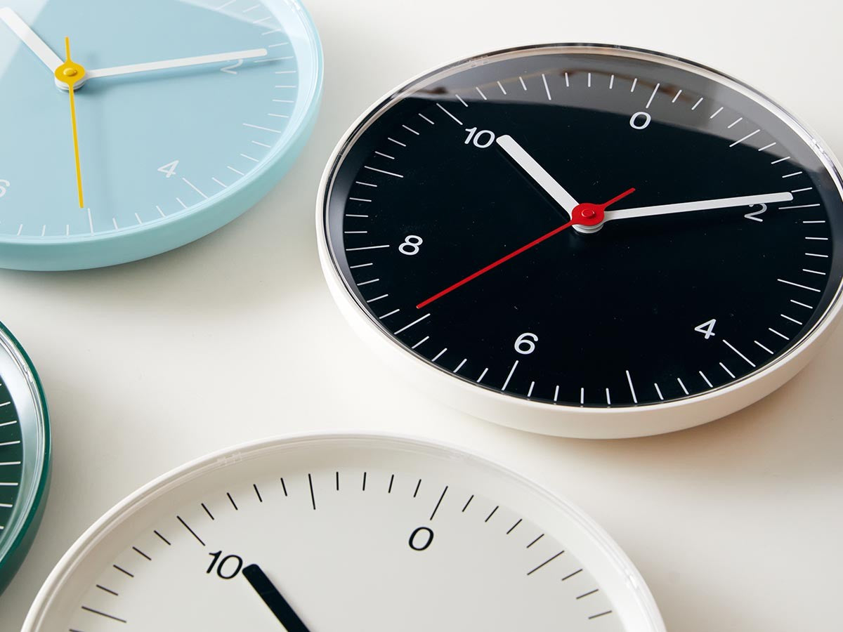 WALL CLOCK