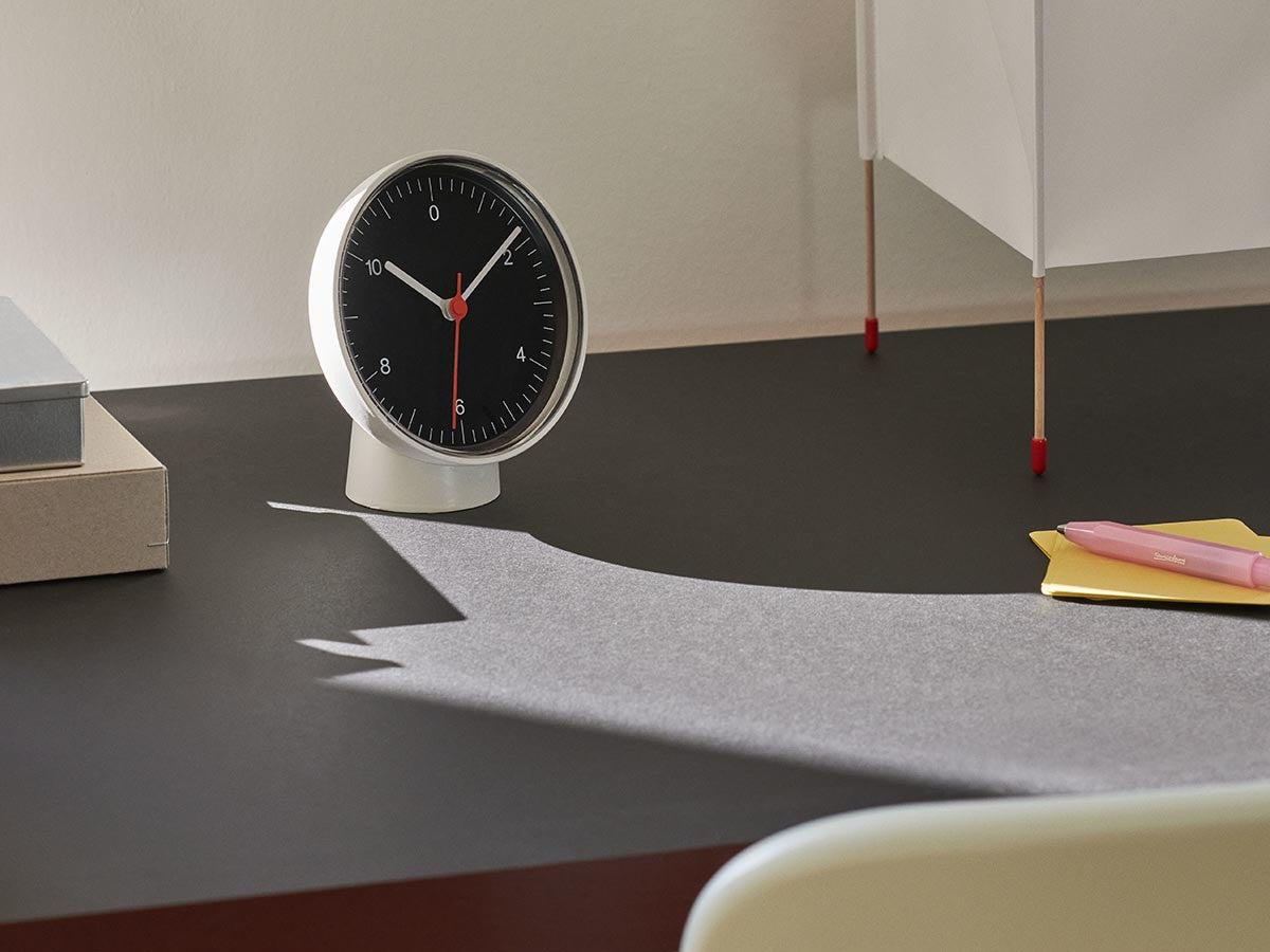 TABLE CLOCK_3