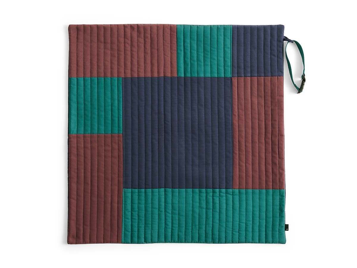 HAY DOGS BY HOLLY GOLIGHTLY DOGS TRAVEL BLANKET_2
