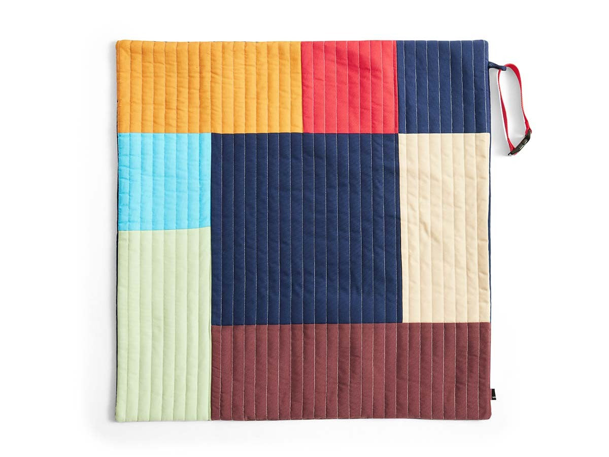 HAY DOGS BY HOLLY GOLIGHTLY DOGS TRAVEL BLANKET