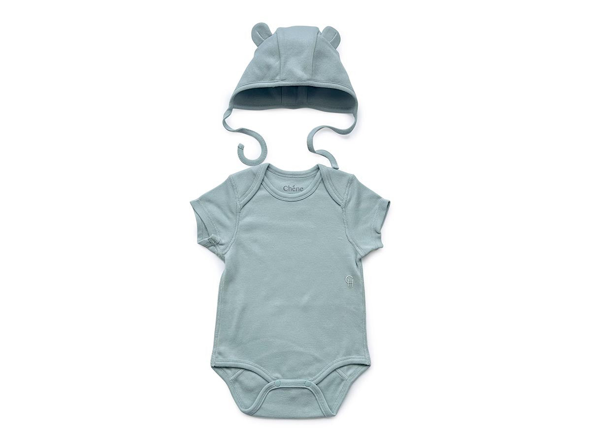 MARSHMALLOW SMOOTH BODYSUIT & BEAR EAR BONNET