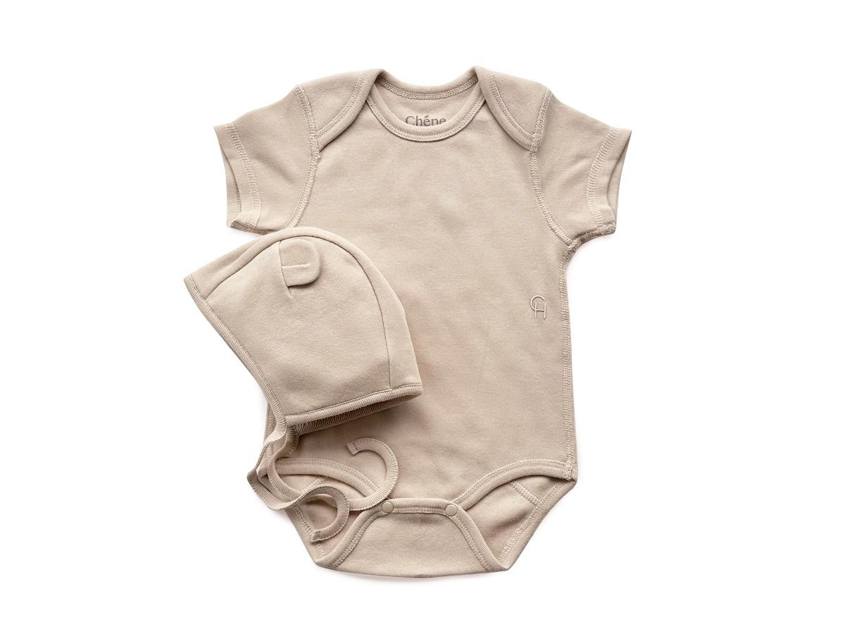 MARSHMALLOW SMOOTH BODYSUIT & BEAR EAR BONNET