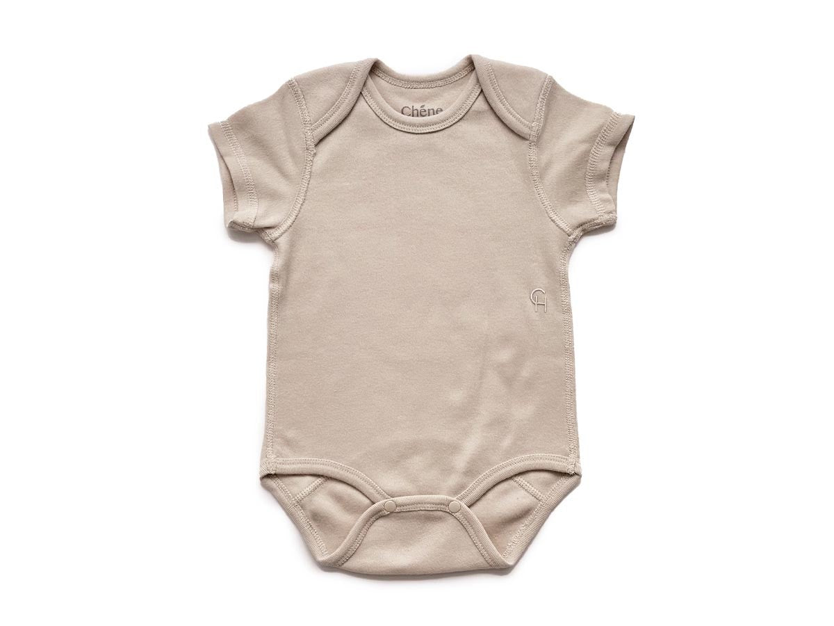 MARSHMALLOW SMOOTH BODYSUIT & BEAR EAR BONNET_3