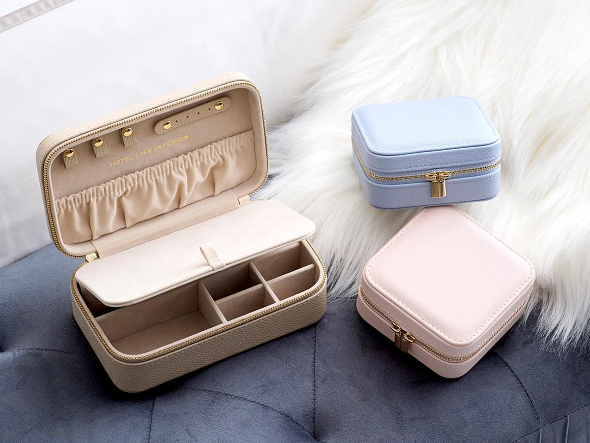 LEATHER JEWELRY CASE