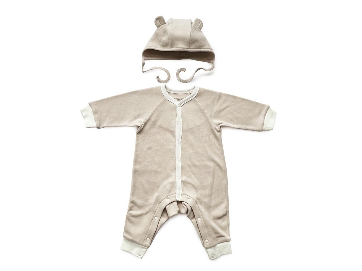 MARSHMALLOW SMOOTH COVERALL & BEAR EAR BONNET