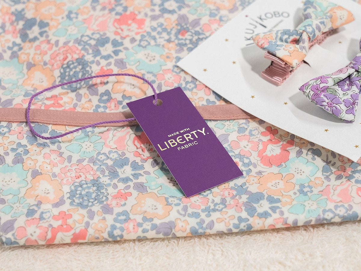 LIBERTY AFGHAN & APRON & HAIR CLIP