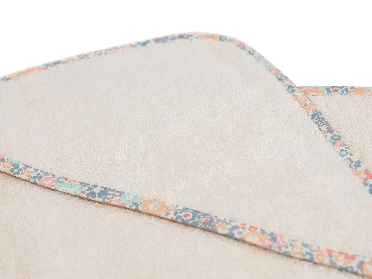 LIBERTY AFGHAN & APRON & HAIR CLIP_3