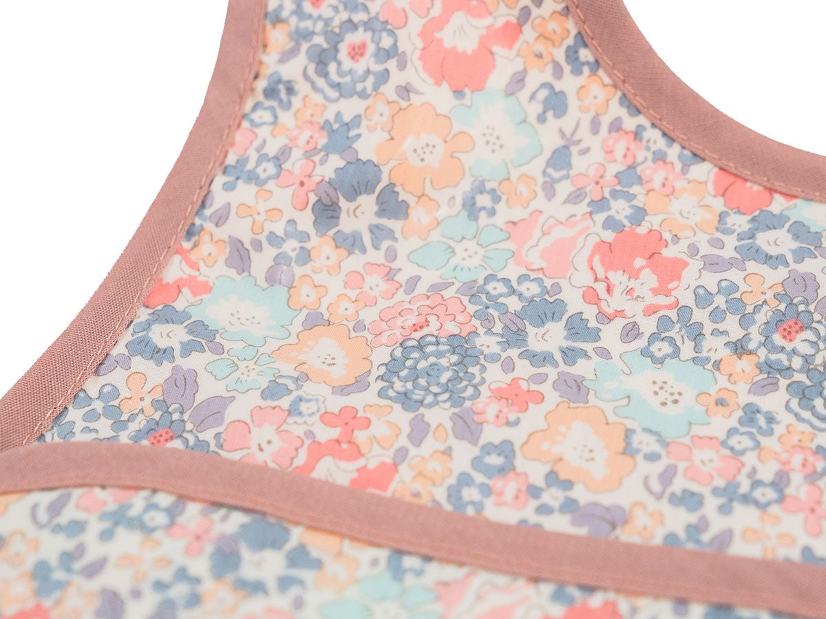 LIBERTY AFGHAN & APRON & HAIR CLIP_7