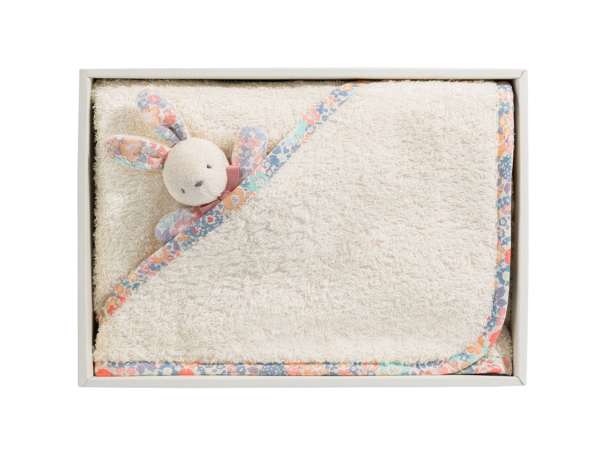 LIBERTY AFGHAN & RATTLE
