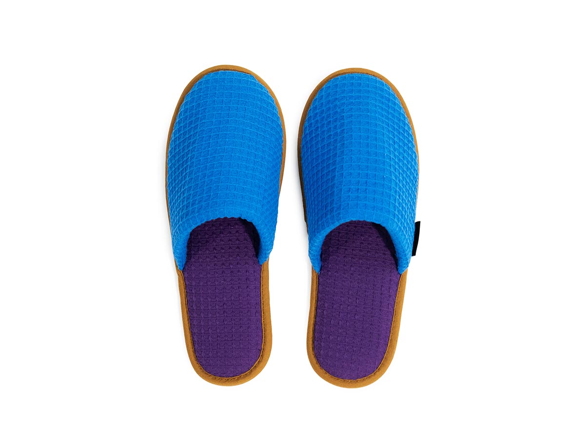WAFFLE SLIPPERS
